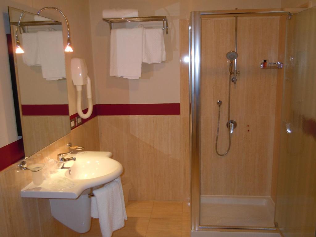Blue Relais Garda Hotel Carpenedolo Bilik gambar