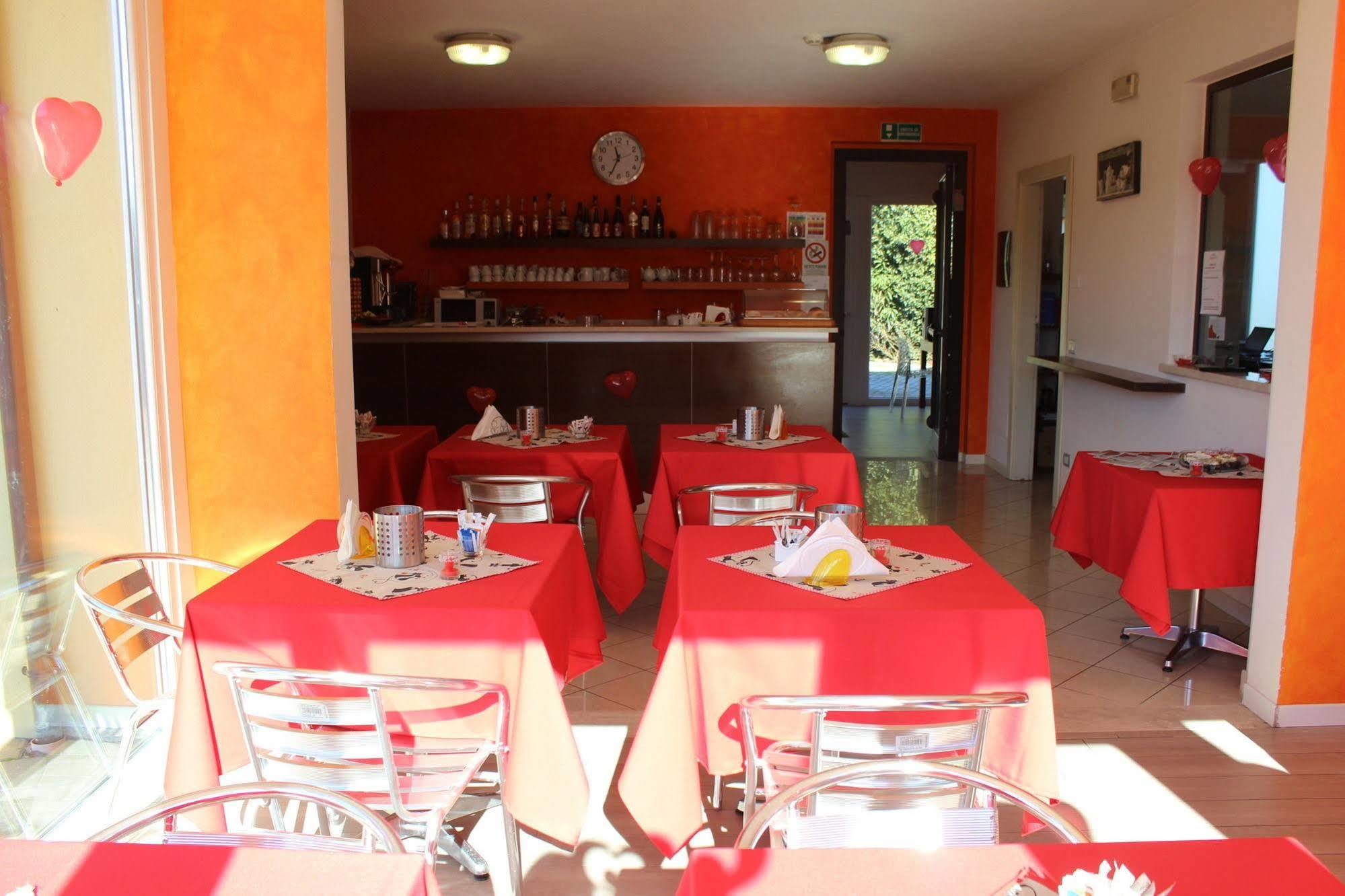 Blue Relais Garda Hotel Carpenedolo Luaran gambar