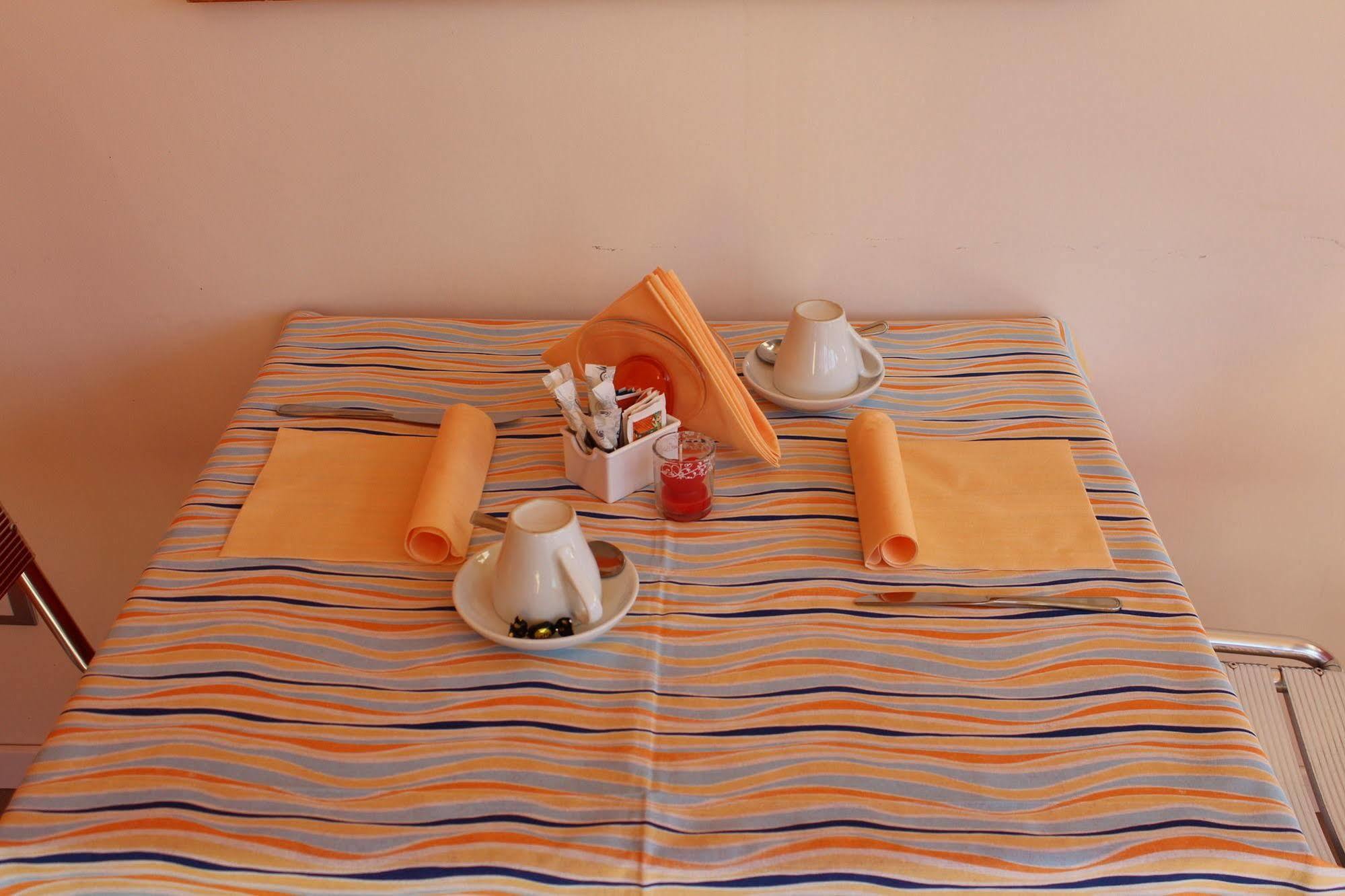 Blue Relais Garda Hotel Carpenedolo Luaran gambar