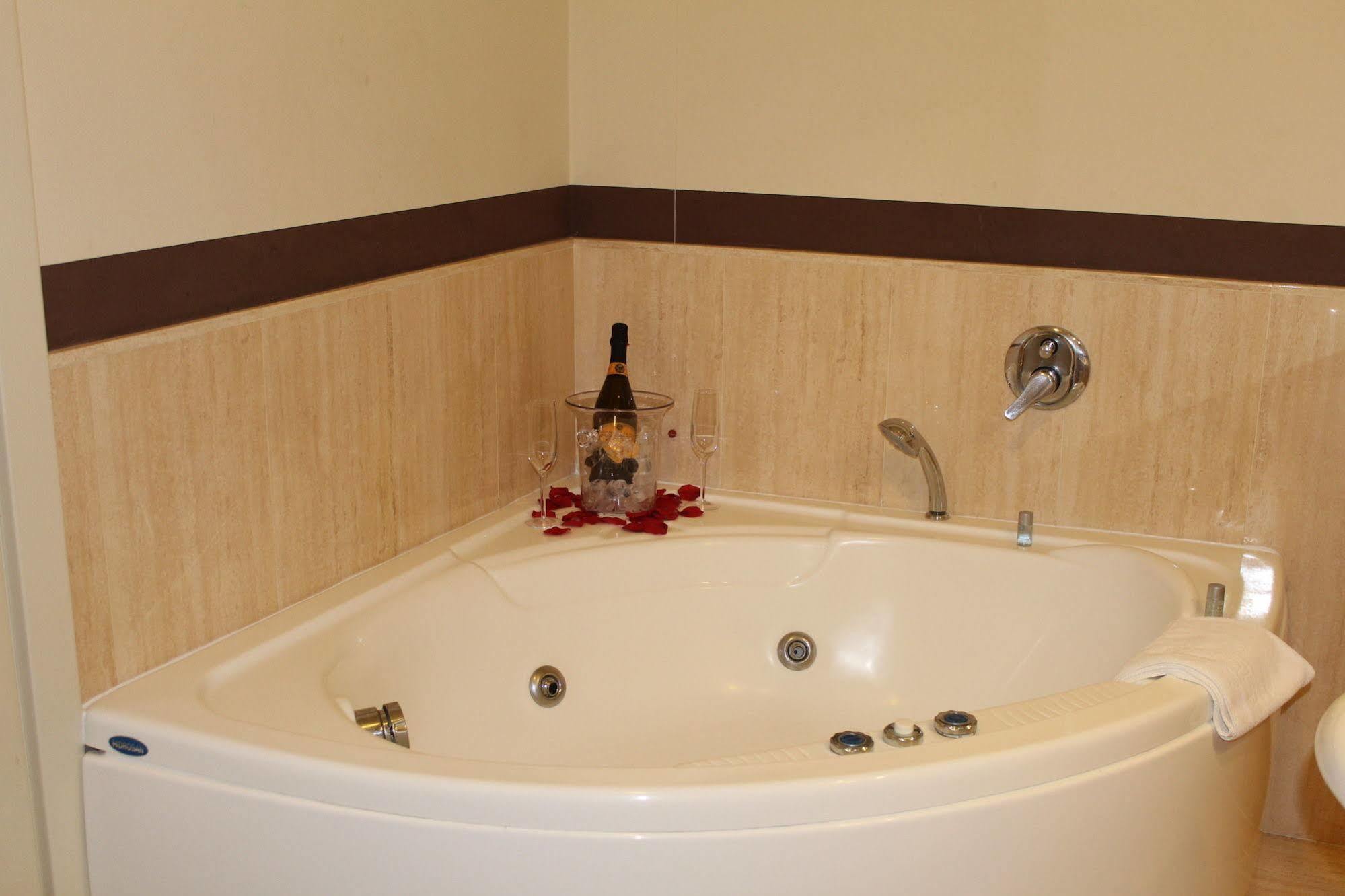 Blue Relais Garda Hotel Carpenedolo Luaran gambar